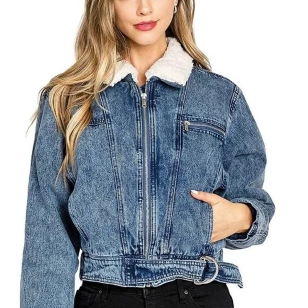 NWT Love Tree Denim Jacket Women L Blue Acid Wash Sherpa Lined Bomber Retro Crop